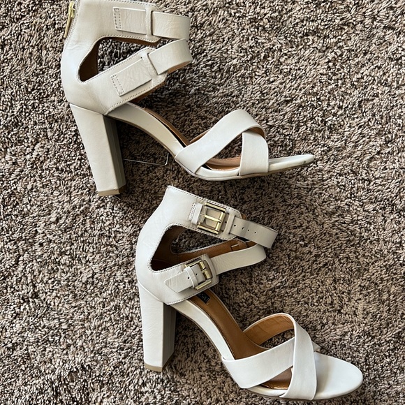 Kenneth Cole Strappy Heels - Picture 2 of 7